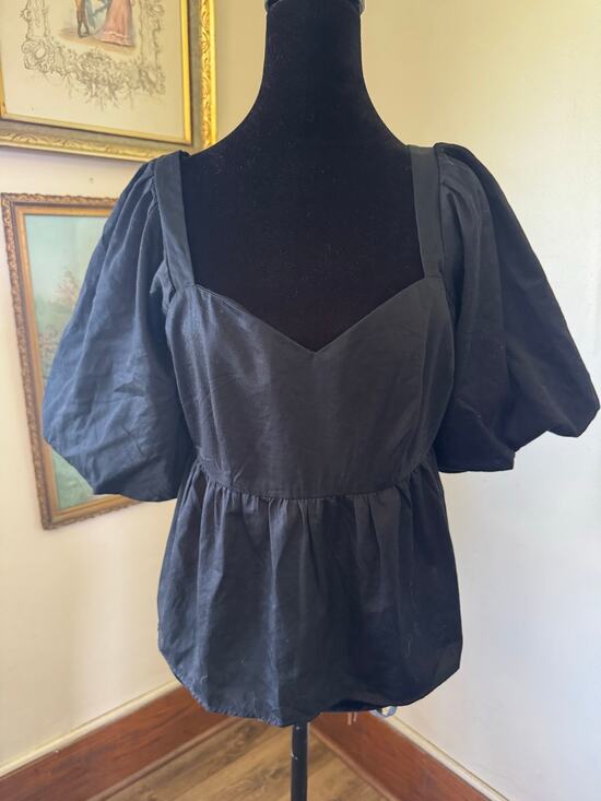Old Navy Tops - NWT Old Navy Black Puff Sleeve Peplum Top Cottagecore M